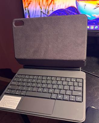 Custodia con tastiera magnetica  Ipad 10 e 11 gen.