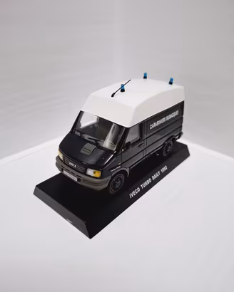 Modellino da collezione Iveco turbo daily