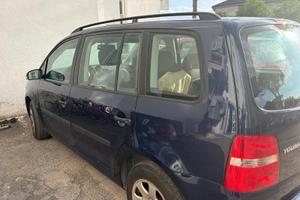 Macchina sette posti
