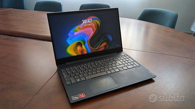 Lenovo S340 15.6" 512 - 20 Gb DDR4 - Windows 11