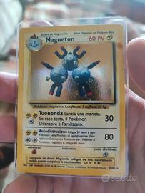 carta Pokémon magneton olografica