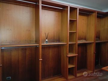 arredo in legno di ciliegio 