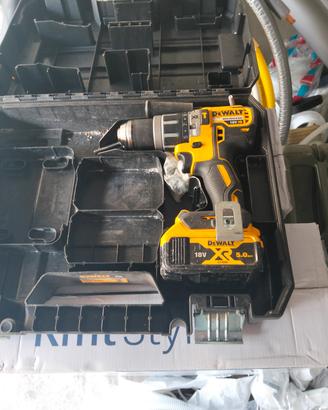 avvitatore dewalt 