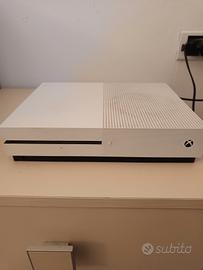 Console Xbox One S 500gb+3 videogiochi 