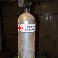 bombola ossigeno terapeutico vintage FRO