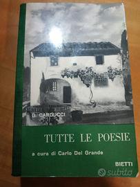 libro TUTTE LE POESIE