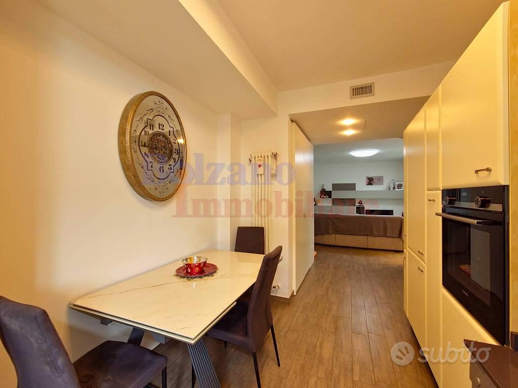 Appartamento di 116 m² con 5 locali e box auto dop - Altro