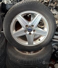 CERCHI COMPLETE DI GOMME VOLVO V50 250/50 R.16