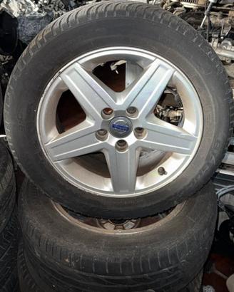 CERCHI COMPLETE DI GOMME VOLVO V50 250/50 R.16