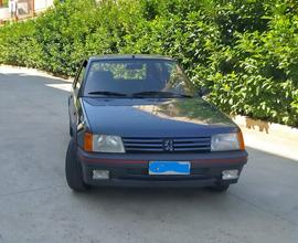 Peugeot 205 - 1985