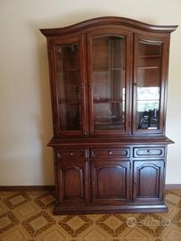 Sala in noce indiano