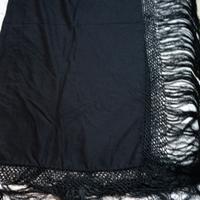 indumenti antichi per costume sardo da donna.