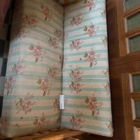 Divanetto + 3 poltrone