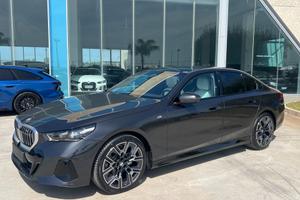 Bmw 520d 48V xDrive Msport possibilità noleggio no