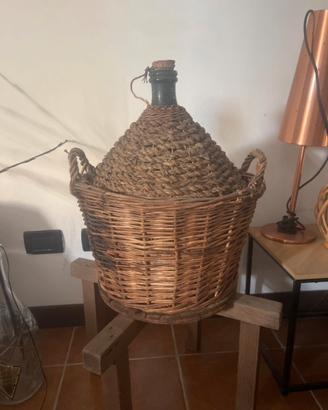 Antiche damigiane con aceto artigianale anni 70