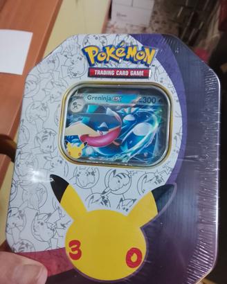 Pokémon Tin 30° Anniversario Greninja-ex SIGILLATO