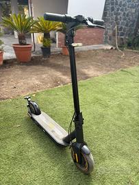 Monopattino elettrico| Ninebot g30 max