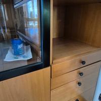 Mobile soggiorno in legno di noce