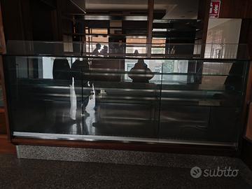 3 frigo più bamco frigo da 3vetrine e un forno 