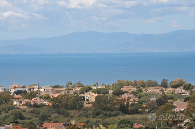 Panoramico appartamento con terrazza a livello