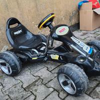 Go-kart a pedali