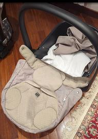  Carrozzina accessoriata e Ovetto CAM 