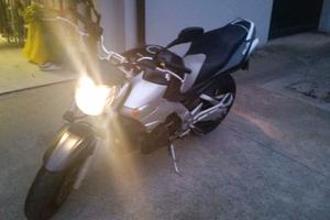 Suzuki GSR 600 – ferma da tempo – da ripristinare