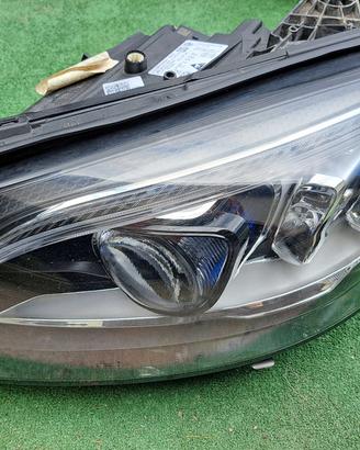 MERCEDES C-CLASSE W205 Restyling FULL LED Faro Fan