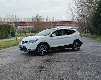Nissan Qashqai 1.5 dCi 110 CV Tekna – Euro 6B