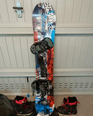Tavola snowboard elan e scarponi salomon