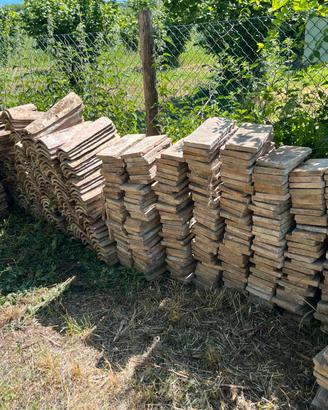 tegole (43x18) e mattoncini(30x15x2,5) creta