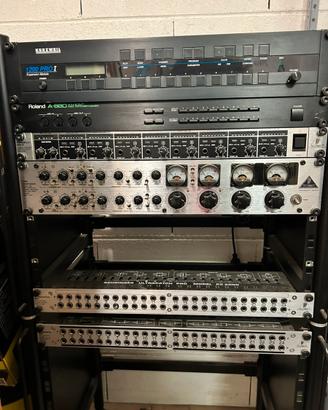 attrezzatura audio professionale