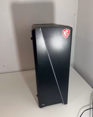 Pc fisso, monitor e play 4