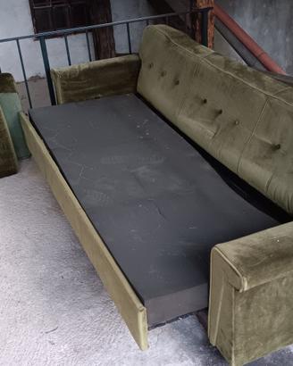 Divano letto e poltrona vintage