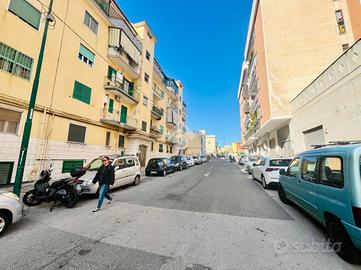 AUTORIMESSA A NAPOLI