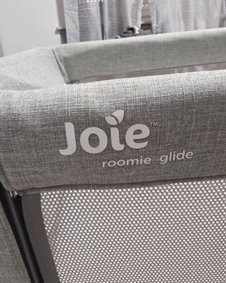 Next to me jolie