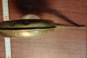 Antico oliatore vintage in ottone