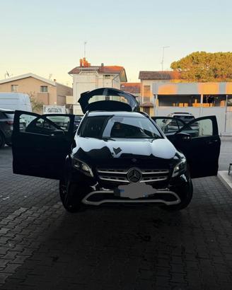 Mercedes GLA 180