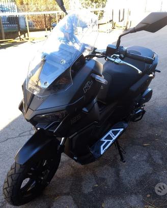 SCOOTER KL BRERA X 125 MOT. A LIQUIDO