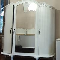 Camera da letto completa in stile classico