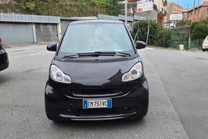 Smart ForTwo 1000 52 kW MHD coupé pure