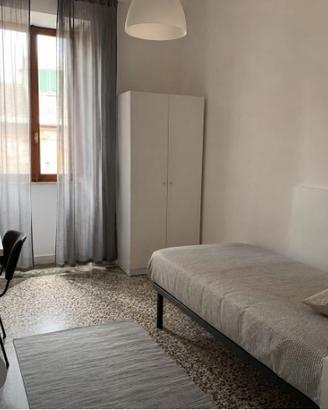 Stanza singola-Statuto-con balcone