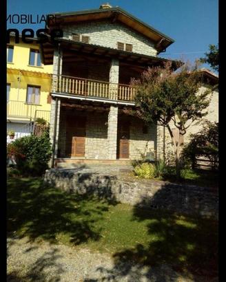 Casa indipendente di 142 m² con 4 locali a Colli V