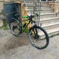 MTB scott scale 980 29’