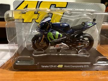 Modellino Yamaha YZR-M1 Vale Rossi.