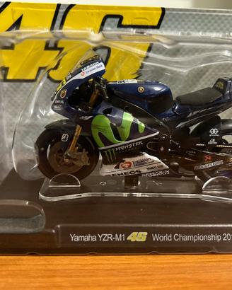 Modellino Yamaha YZR-M1 Vale Rossi.
