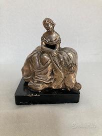 Scultura di Bruno Tornati in lamina di argento
