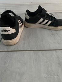 Scarpe adidas