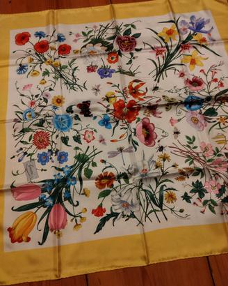 foulard Gucci 