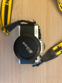 Nikon FE2 + Zoom-Nikkor 35-70mm f/3.3-4.5 AI-S